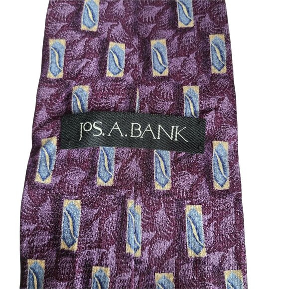Jos A Bank Silk Tie Mens Necktie Purple Blue Geometric Business Career Menswear - Picture 3 of 5